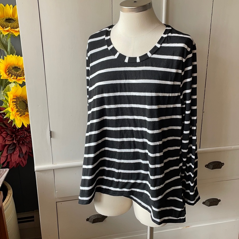 Women’s long sleeve shirt